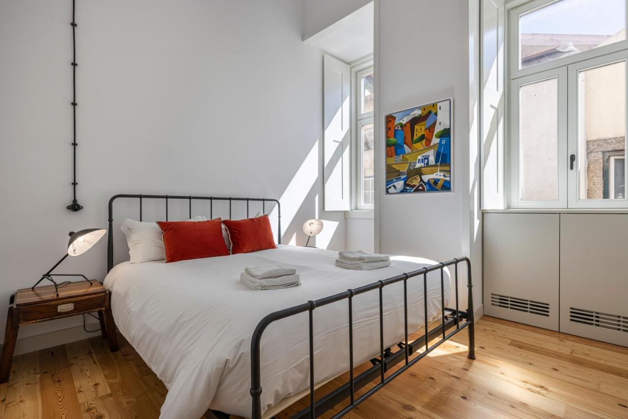 Glamorous 3Bdr Apartment In City Center By Lovelystay Lisbon Exterior photo