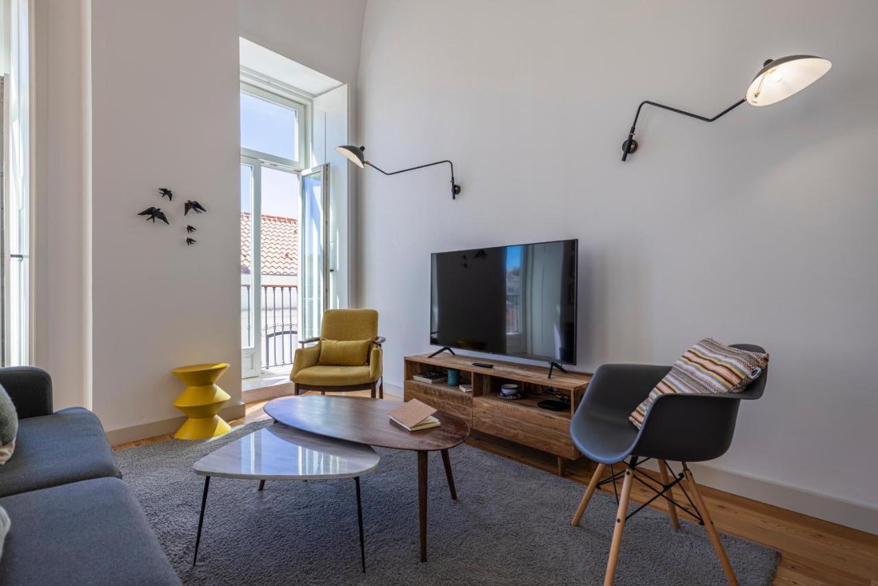 Glamorous 3Bdr Apartment In City Center By Lovelystay Lisbon Exterior photo