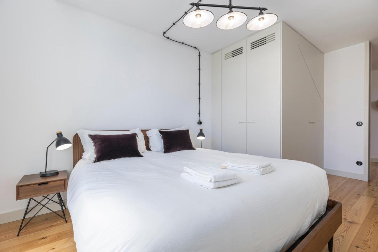 Glamorous 3Bdr Apartment In City Center By Lovelystay Lisbon Exterior photo