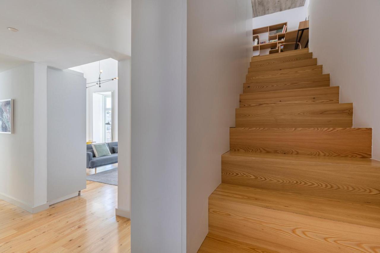 Glamorous 3Bdr Apartment In City Center By Lovelystay Lisbon Exterior photo